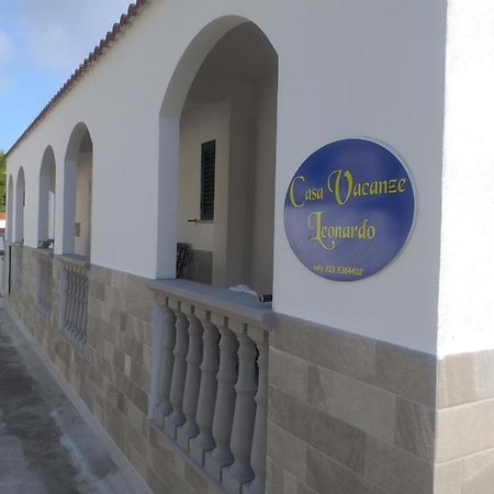 Casa Vacanze Leonardo Пешичи Екстериор снимка
