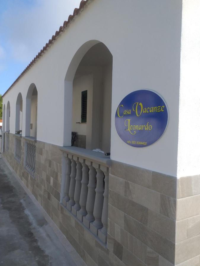 Casa Vacanze Leonardo Пешичи Екстериор снимка