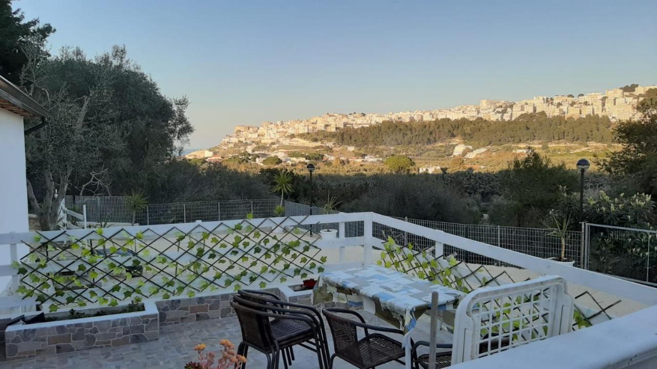 Casa Vacanze Leonardo Пешичи Екстериор снимка