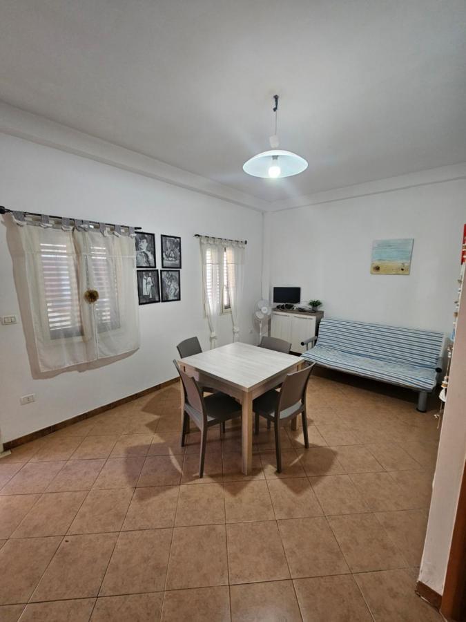 Casa Vacanze Leonardo Пешичи Екстериор снимка