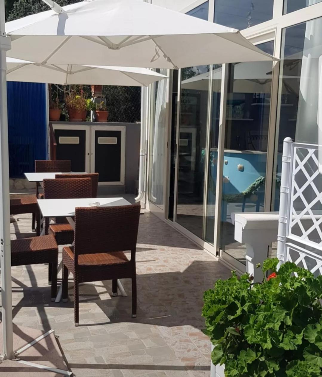 Casa Vacanze Leonardo Пешичи Екстериор снимка